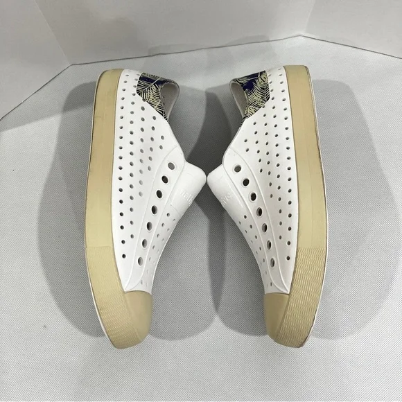 Native Unisex Jefferson Color Block Size W-10-M-8 Slip-On Sandals White Tan - Picture 5 of 10